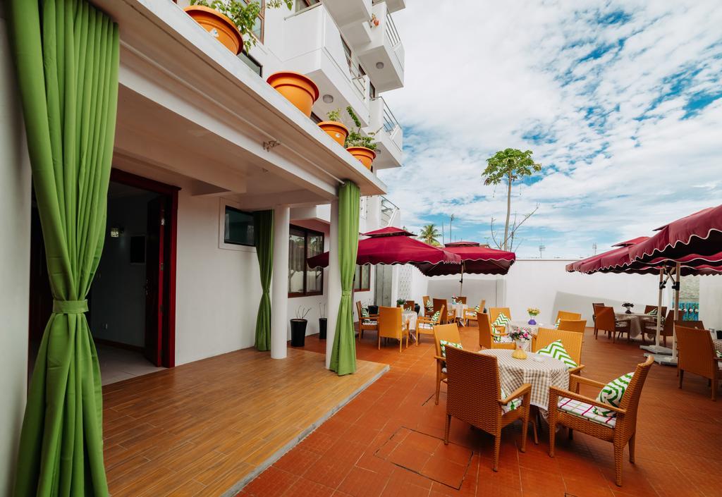 Rekidhiye Inn Addu City Екстер'єр фото